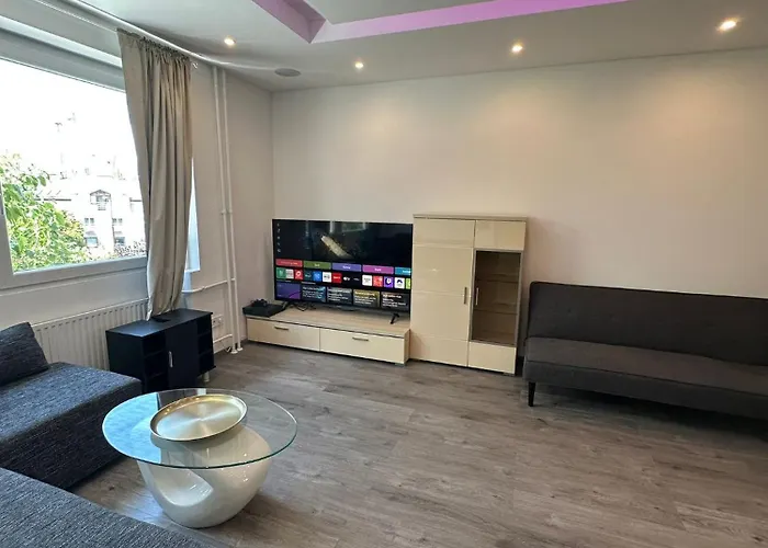 Apartment Modern Escape By Arena