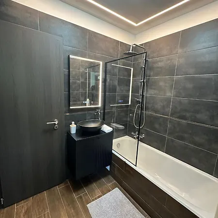 Modern Escape By Arena Daire *