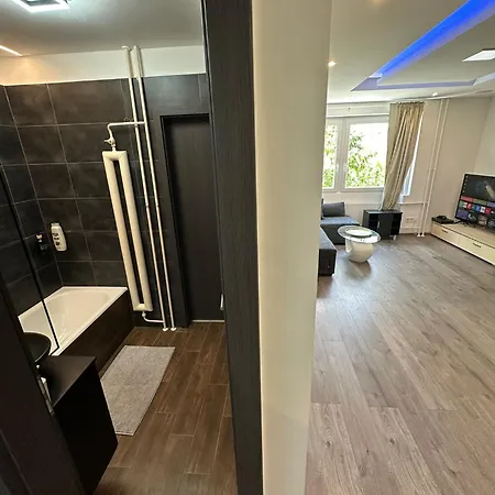 Modern Escape By Arena Apartament Budapeszt